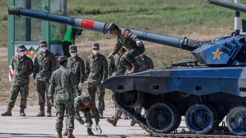 Ķīnas karavīri Krievijas rīkotajās militārajās sacensībās