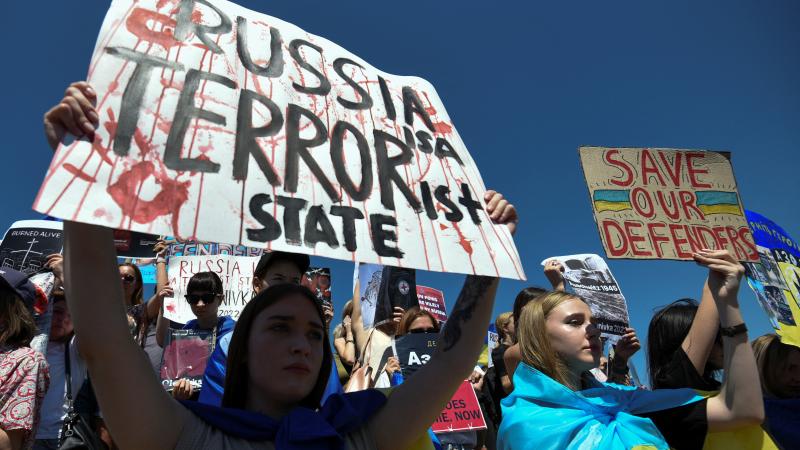 Protests pret krievu okupantu nežēlībām