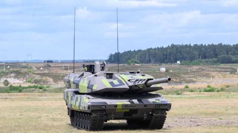 Vācijas uzņāmuma "Rheinmetall" izstrādātais jaunākās paaudzes kaujas tanks "Panther KF51"
