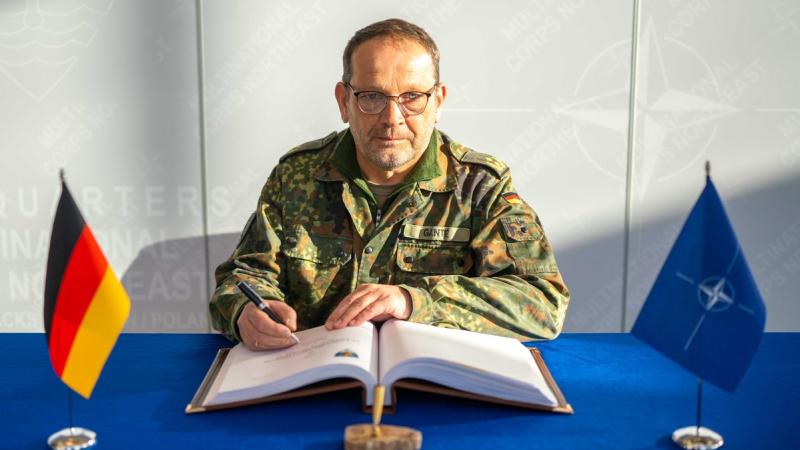 Vācijas Sauszemes spēku komandiera vietnieks ģenerālmajors Haralds Gante