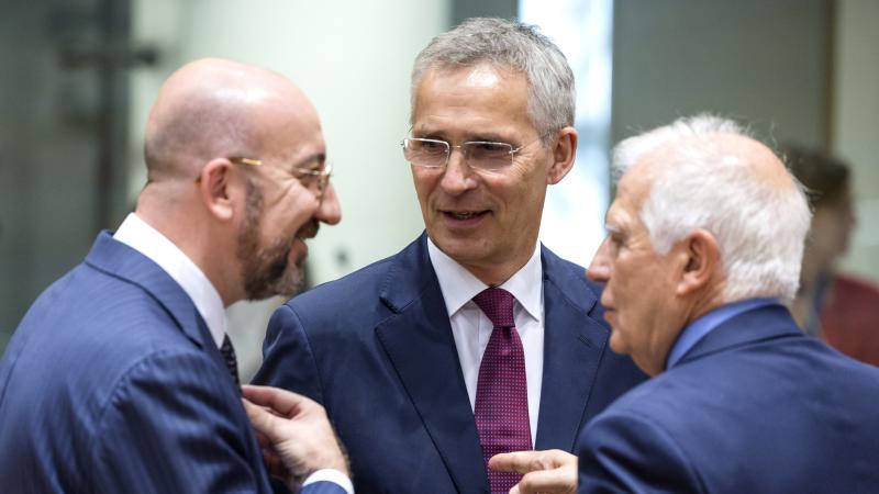 J.Stoltenbergs ES samitā