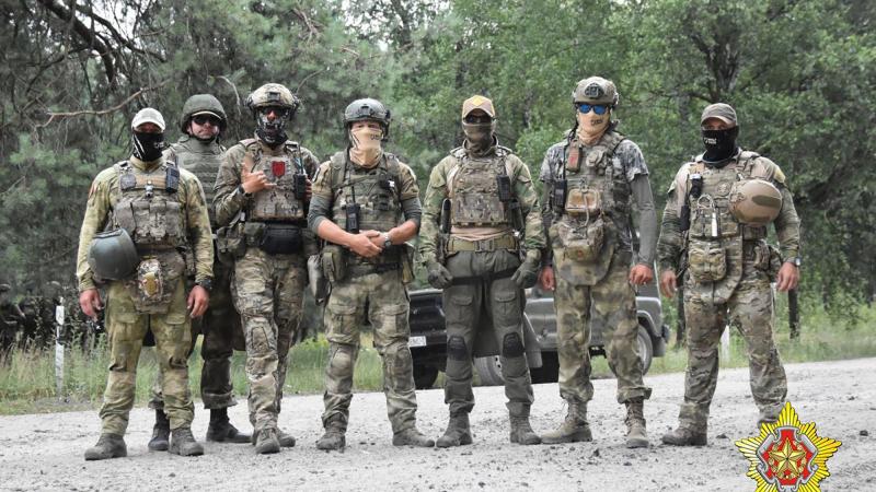 Algotņu grupas "Vagner" karavīri Baltkrievijā