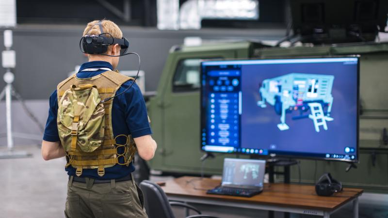 Virtuālās un papildinātās realitātes risinājumu demonstrācija 5G militārā pielietojuma testa vidē