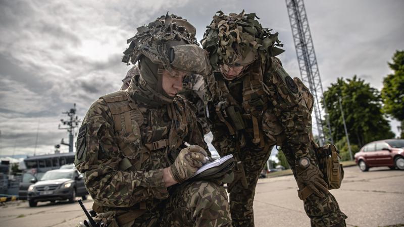 Zemessargi mācības