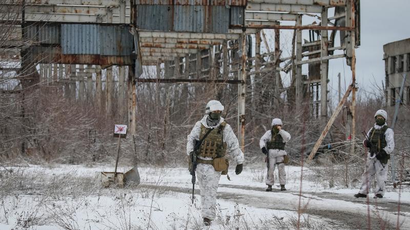 Ukraiņu karavīri Avdijivkā