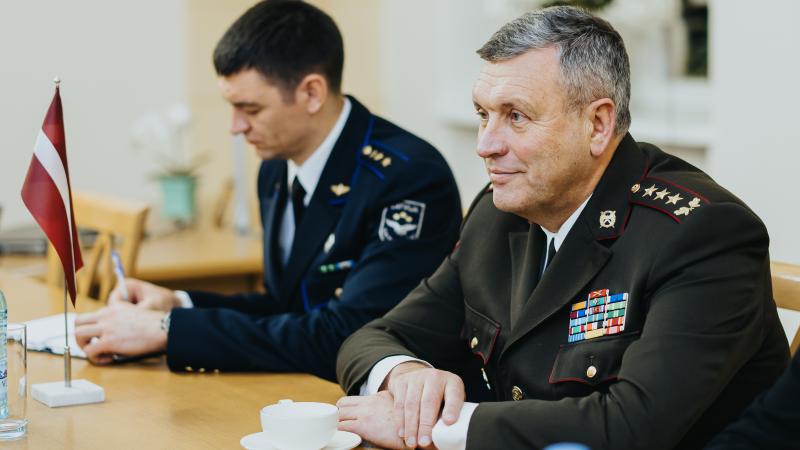Nacionālo bruņoto spēku komandieris ģenerālleitnants Leonīds Kalniņš