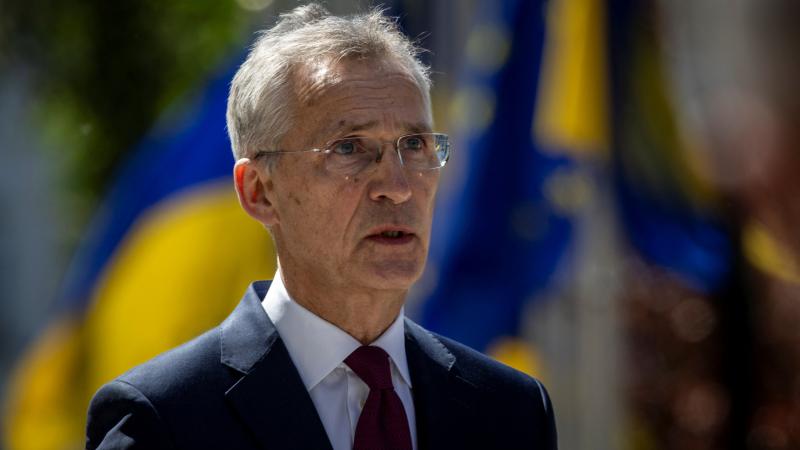 NATO ģenerālsekretārs Jenss Stoltenbergs vizītē Ukrainā