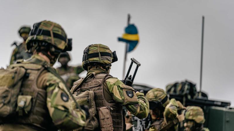 Zviedrijas Armijas karavīri