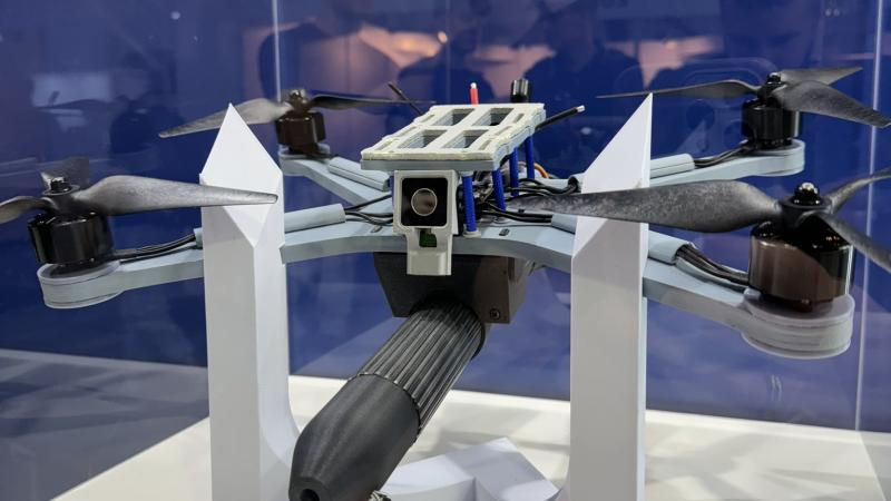 Vācijas uzņēmuma "Donaustahl" ražotais bezpilota lidaparāts "MAUS"