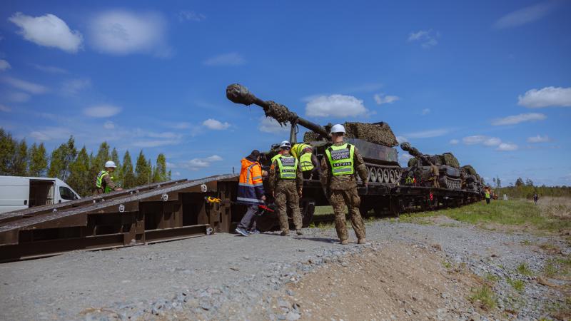 Nodrošinājuma pavēlniecības karavīri mācību laikā