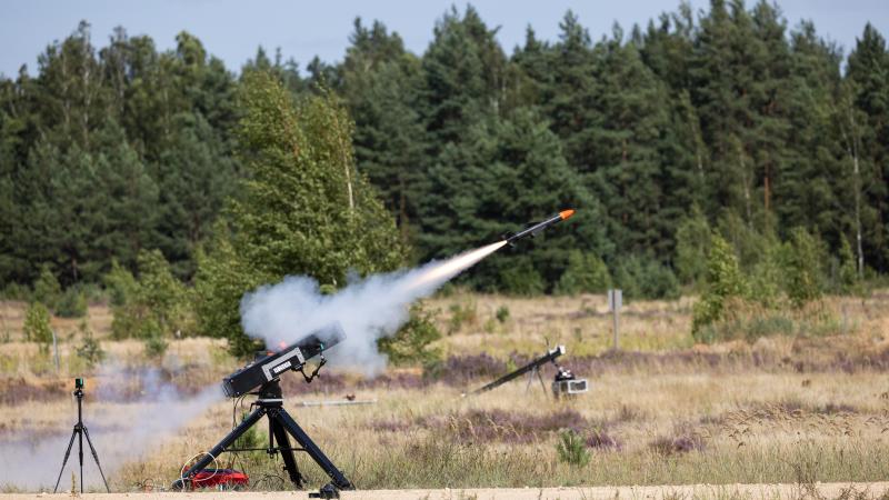 Latvijā izstrādāto sauszemes dronu testi
