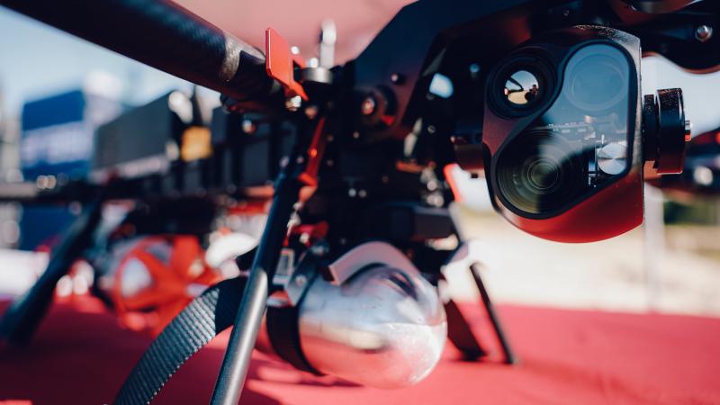 Dronu demonstrācija poligonā "Sēlija"