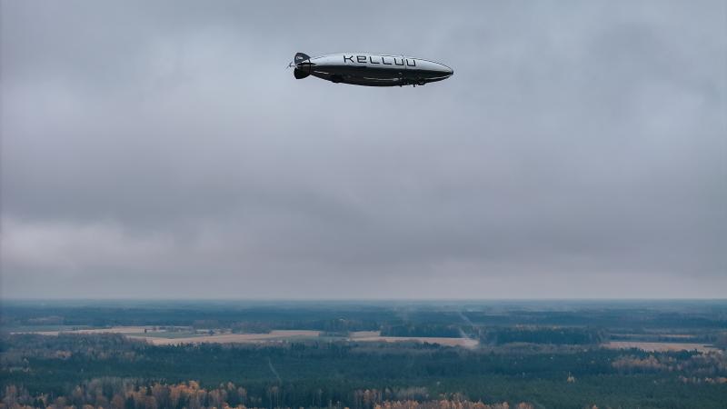 Sudrabainais dirižablis Kelluu