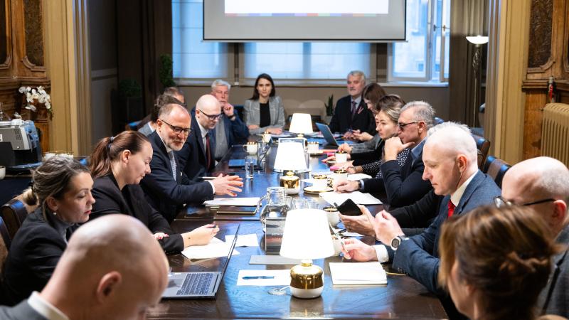 Aizsardzības industrijas konsultatīvās padomes 6. sēde