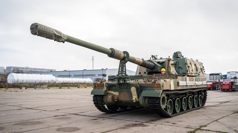 Igaunijas iegādātā Dienvidkorejas pašgāhjējhaubice K9 "Thunder"