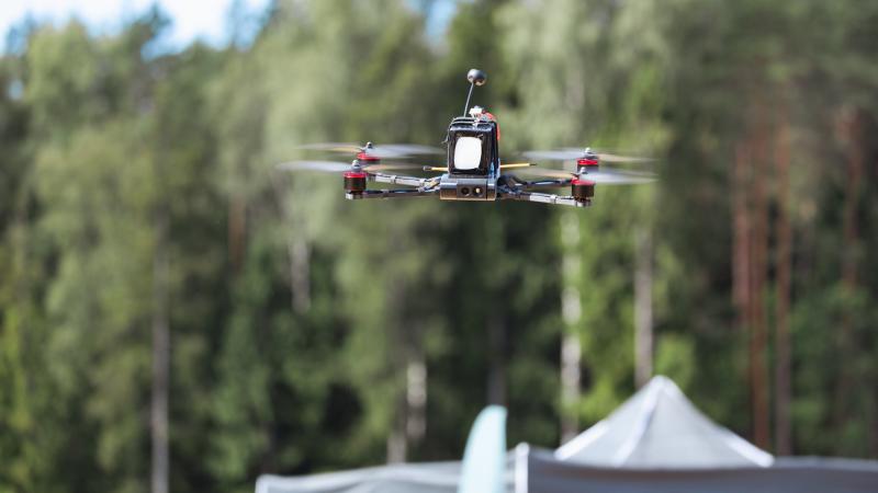 Dronu testi Sēlijas poligonā