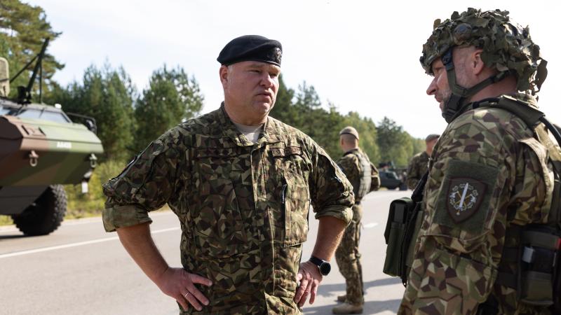 Pulkvedis G. Vizulis visaptverošās valsts aizsardzības mācību "Namejs" laikā Latgalē