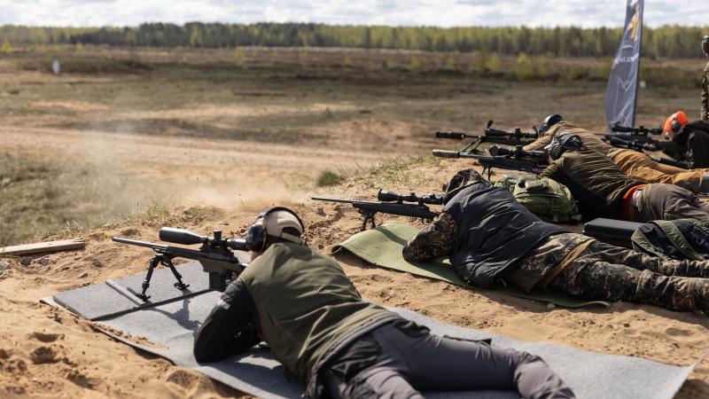 Tālšaušanas pasākums "Vienoti valstij" Ādažu poligonā