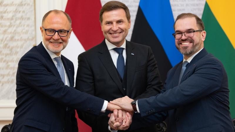 Trīs Baltijas valstu aizsardzības ministri