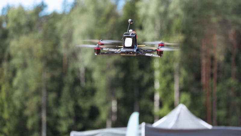 Dronu izmēģinājumi poligonā "Sēlija"