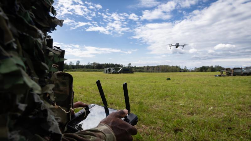 NBS dronu operators mācībās “Baltic Trust 25”