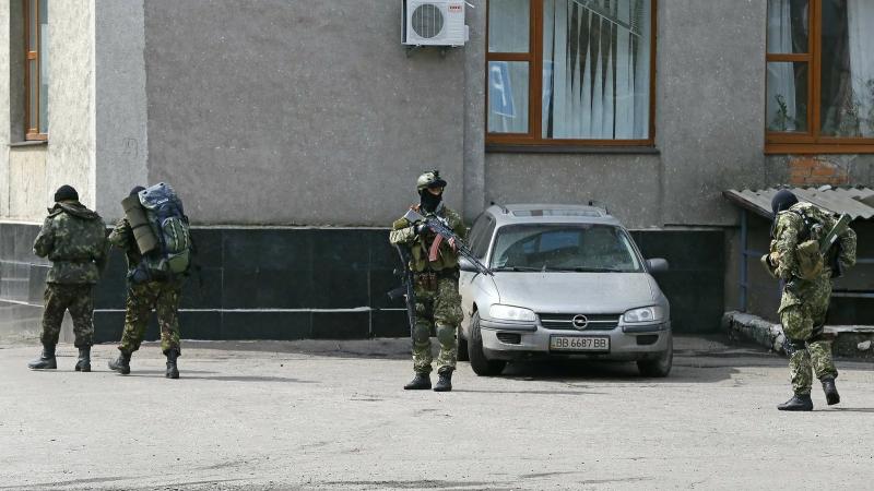 Krievijas karavīri Krimā 2014. gadā bez identifikācijas zīmēm