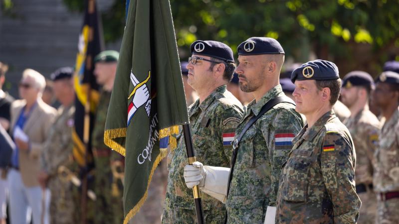 Latvijā un Igaunijā izvietoto NATO sauszemes spēku vadības nodošanas ceremonija Vācijas un Nīderlandes armijas korpusam