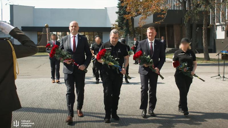Latvijas delegācija Ukrainā