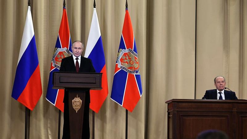Krievijas diktators ar Aleksandru Bortņikovu